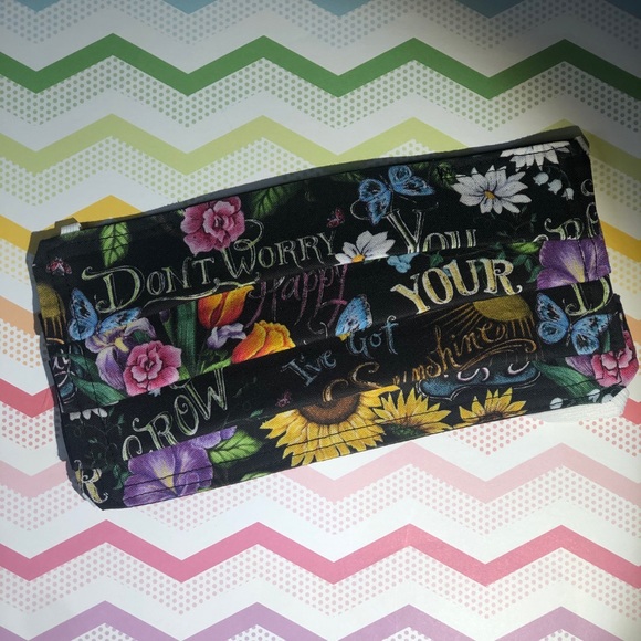 Don’t worry be happy! Face mask #546 - Picture 3 of 3